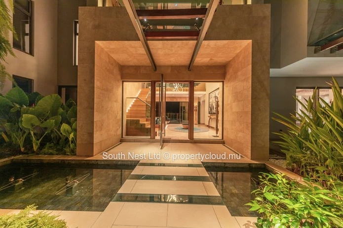 Paradise found: Luxe living 