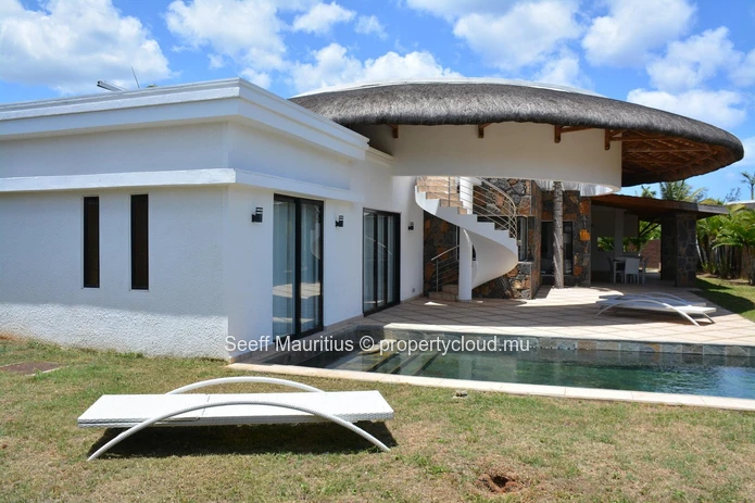 Unique Luxury Villa Close To The Beach