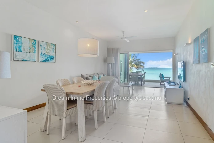 Superbe appartement de 3 chambres avec vue mer & accès direct plage à Cap Malheureux – Ile Maurice