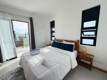 4 Bedroom Villa