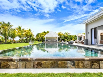 4 Bedroom Villa
