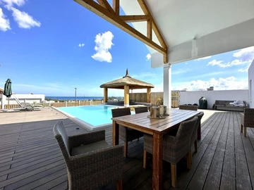 4 Bedroom Villa