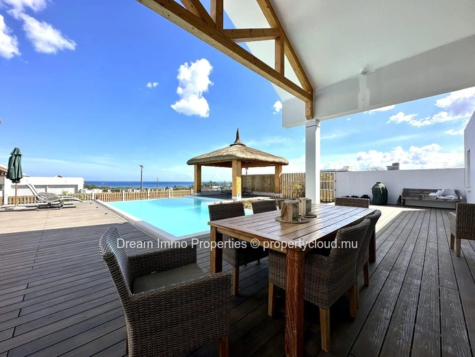 A 200M De La Mer ! Incroyable Villa 3 Ch Avec Belle Vue Mer Sur Albion – Ile Maurice