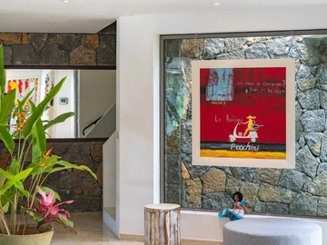 5 Bedroom Villa