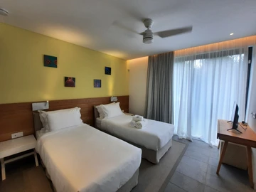 5 Bedroom Villa