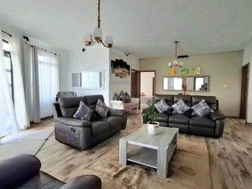 6 Bedroom House