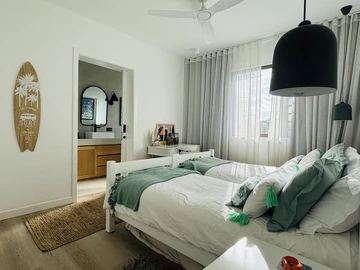 5 Bedroom Townhouse, Duplex