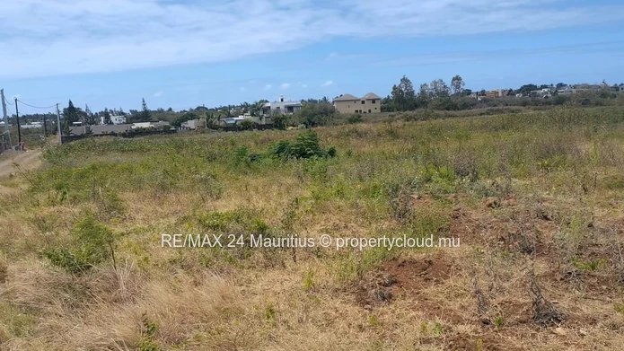 Prime Coastal Investment in Grand Baie: Exclusive Land Package or Individual 805 m² Stands