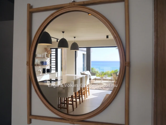 Ocean-View Penthouse with Private Pool in Pointe aux Canonniers
