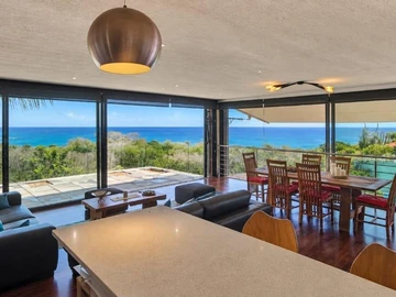 5 Bedroom Villa