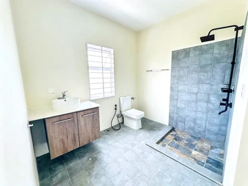 Luxurious 5-Bed Oasis with Pool in Pereybere, Grand Baie