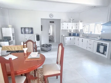 Fully furnished house for rent at Grand River South East