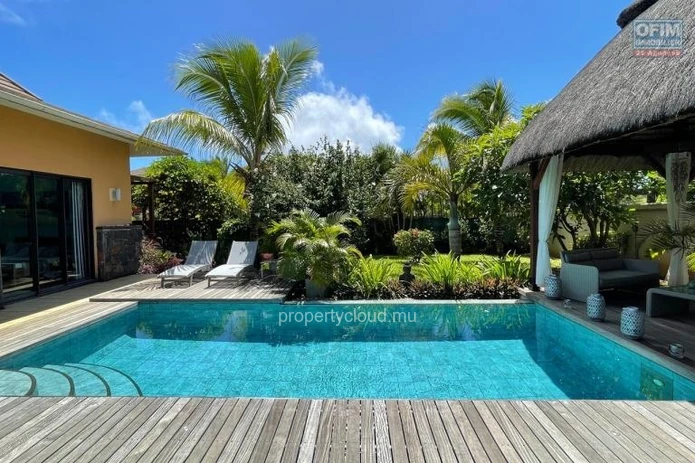 For sale magnificent 3 bedroom villa with private swimming pool in a marvelous secure domain, accessible for purchase...