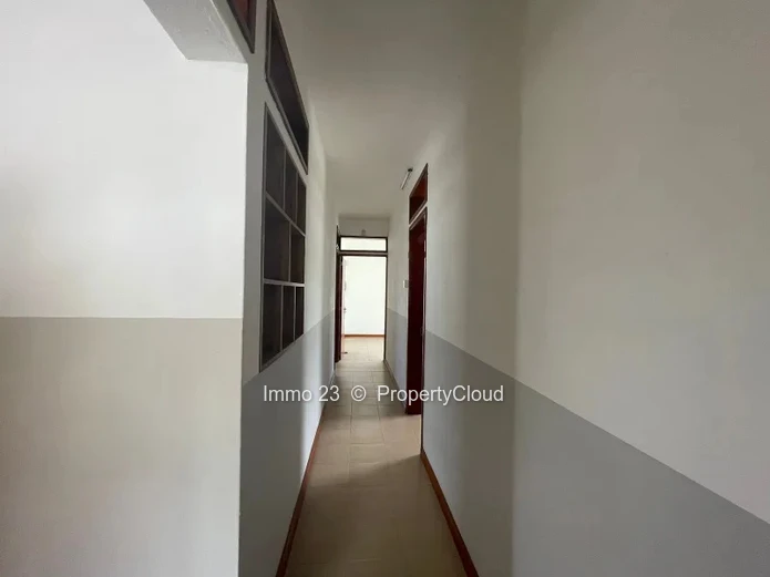 Office - 372m2 - Port Louis - Ref. BU74659LO