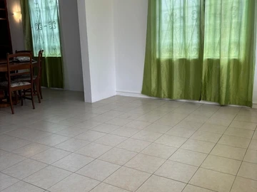 7 Bedroom House