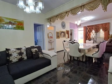 5 Bedroom Apartment