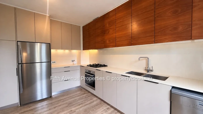 MOKA – Beau duplex meublé de style scandinave à louer – 3 chambres