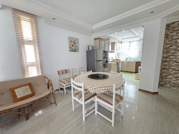 Apartment for Rent in Pereybere just opposite the beach