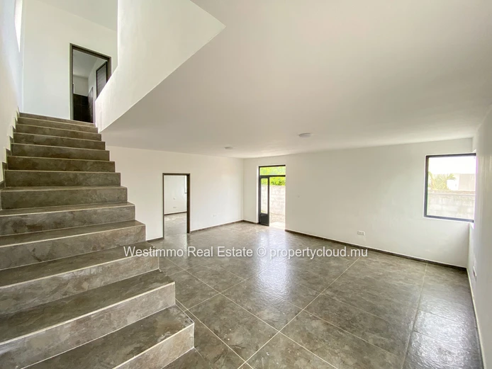 Calodyne - New house for sale 400m from the lagoon