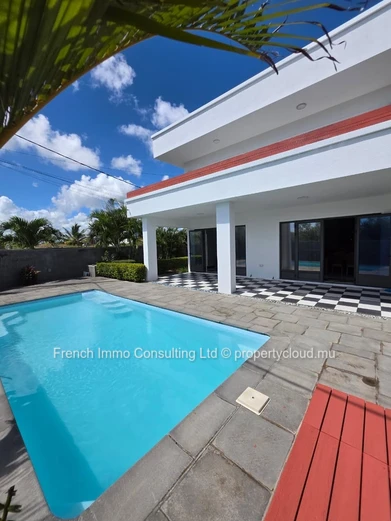 Belle villa moderne de 4 chambres a mon choisy