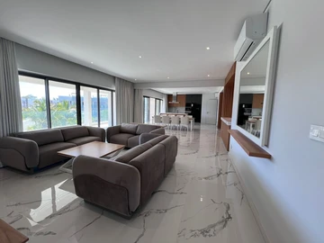Penthouse de 4 Chambres
