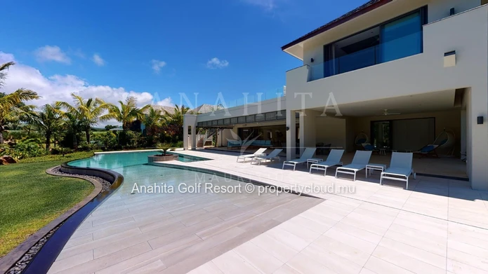 Villa The Gardens B16