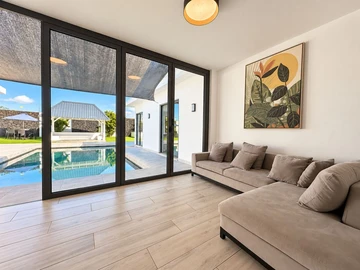 4 Bedroom Villa