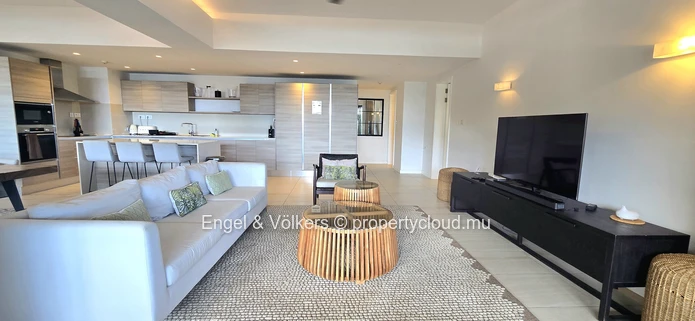 Fully Furnished 3-Bedroom Apartment with direct beach access