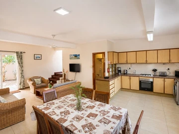2 Bedroom Townhouse, Duplex