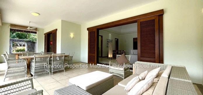 4 Bedroom Villa For Sale in Tamarin