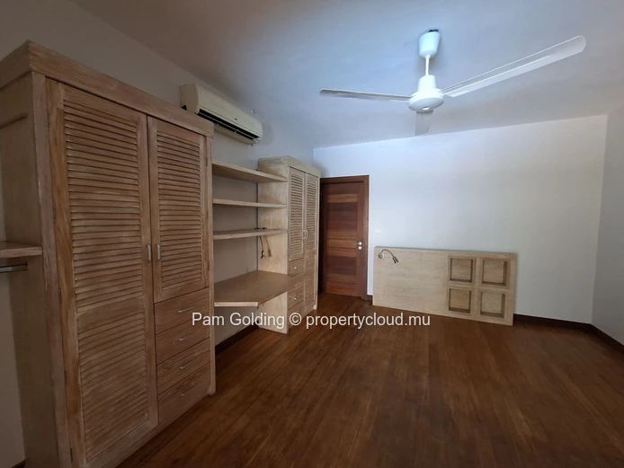 Piton - Maison à vendre – Pam Golding Mauritius