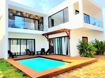 4 Bedroom Villa