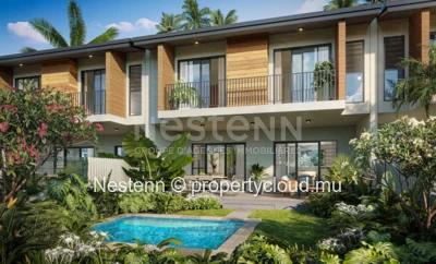 Pretty 3 bedroom semi-detached villa with terrace opening onto garden