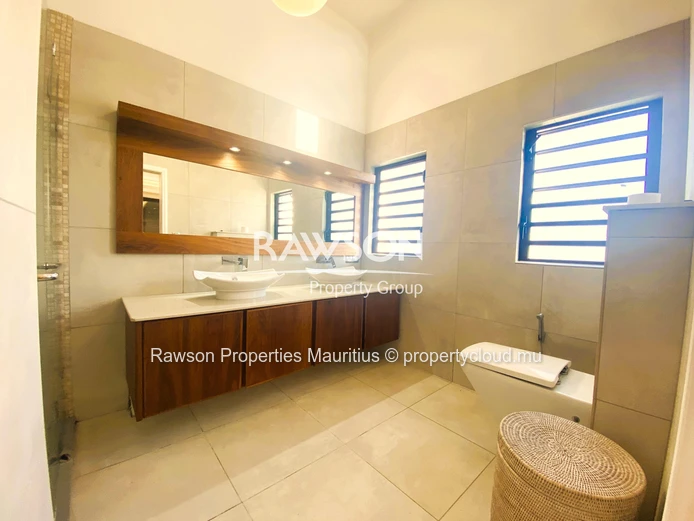  5 Bedroom Villa For Sale In Grand Gaube