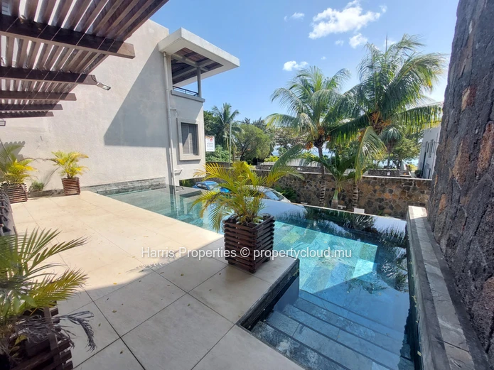 Modern apartment for rent in a hotel complex is Pereybere
