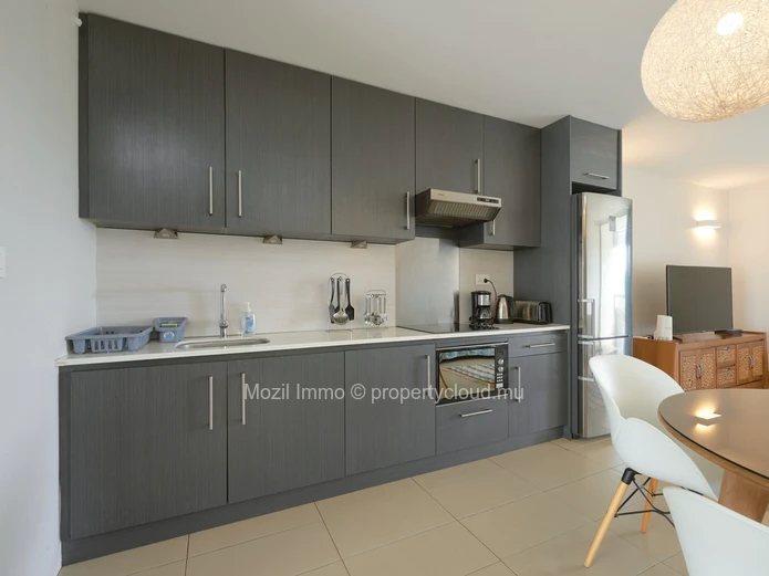 Appartement de 2 chambres en suite, à 2 pas de la plage de Mont Choisy