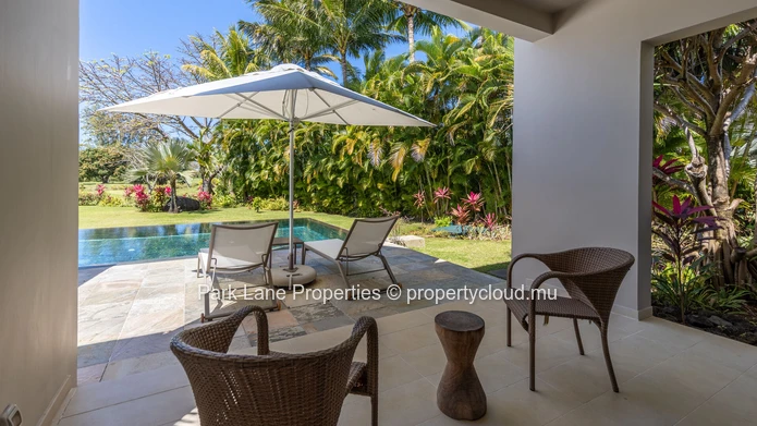 Villa de 4 Chambres à Vendre à Anahita Resort avec Piscine Privée et Jardin Paysager