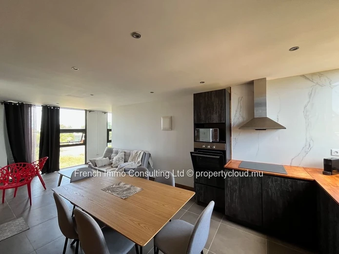 Penthouse de 3 chambres avec roof top privatif, accessible aux etrangers a Bain Boeuf