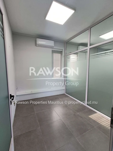 27m² Office To Let in Grande Rivière Noire