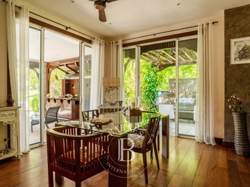 4 Bedroom Villa