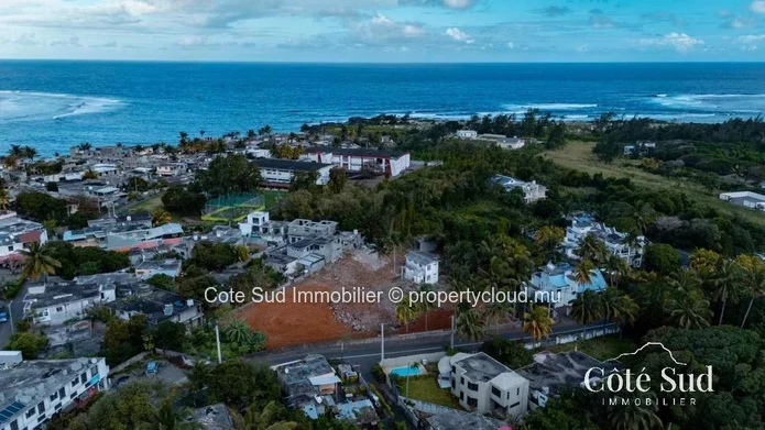 FOR SALE - Large 88-perch residential lot in Riambel