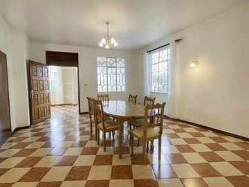 Maison de 7 Chambres