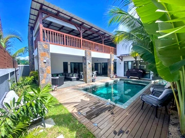 Prestigious Villa for rent in the heart of pointe aux Cannonier 