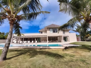 5 Bedroom Villa