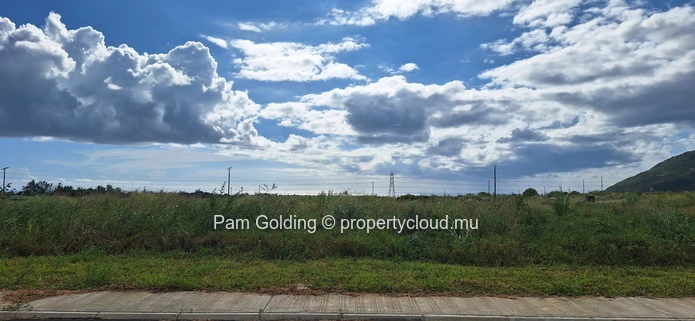 Exclusive Gated Residential Plot in Lotissement Pierrefonds – Your Dream Home Awaits!