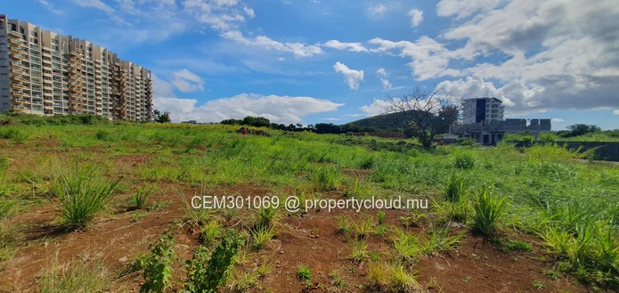 Terrain résidentiel de 22.51 Perches à vendre, Sodnac
