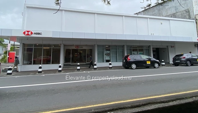 Emplacement de Choix – Bâtiments Commerciaux à Curepipe