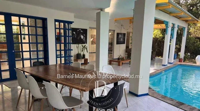PEREYBERE - Charmante maison familiale avec piscine - 4 chambres
