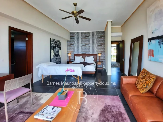 POINTE AUX CANONNIERS - Luxurious beachfront villa - 4 bedrooms