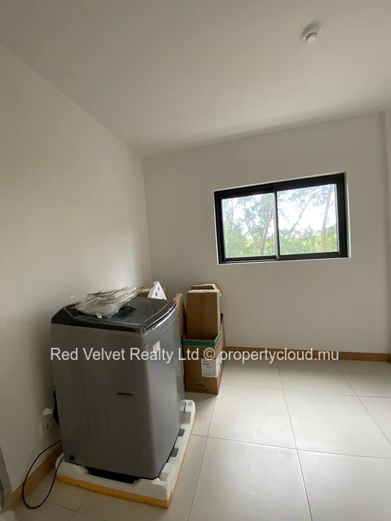 Appartement de 3 chambres à louer à Sodnac, Quatre Bornes | 158 m²